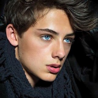 Profile Picture of William Franklyn Miller (@William04377503) on Twitter