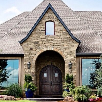 Profile Picture of Travis Huffman (@HuffmanHomesOKC) on Twitter