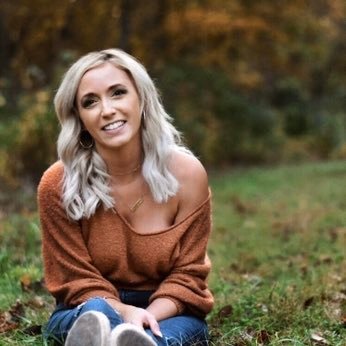 Profile Picture of Ashley (@AshGoodloe) on Twitter