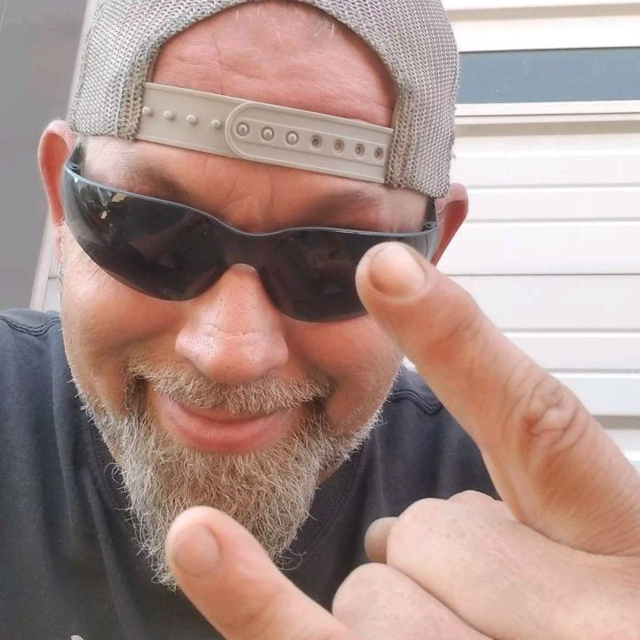 Profile Picture of Richard Carlock (@richardcarlock) on Tiktok