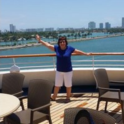 Profile Picture of Brenda Barry (@gogo6) on Twitter