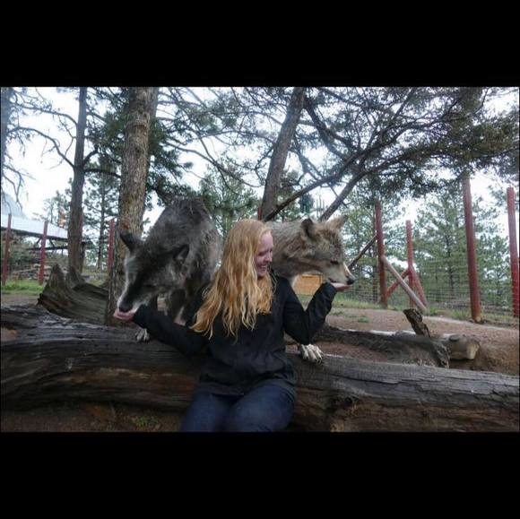 Profile Picture of Christen Mckeague (@cmckeague) on Poshmark