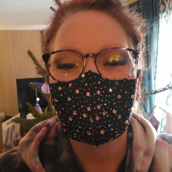 Profile Picture of Sheila Donoher (@jaidack45) on Poshmark