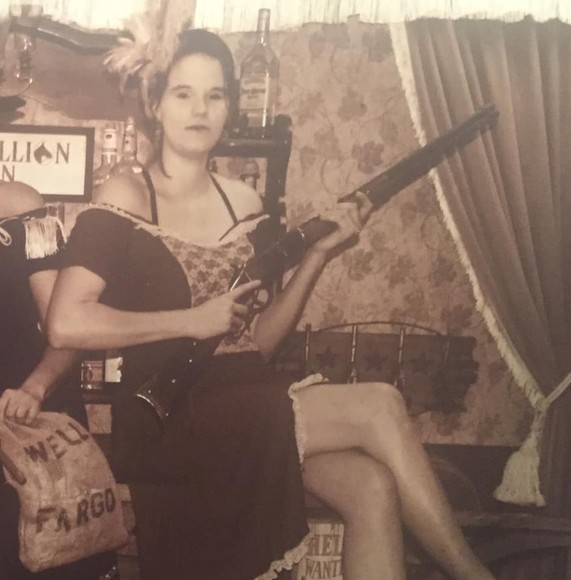 Profile Picture of Bobbie Mulberry (@treblemaker2890) on Poshmark