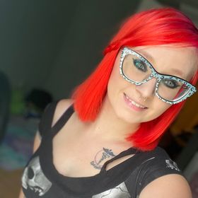 Profile Picture of Paula Blazonis (@pauleebee1) on Pinterest