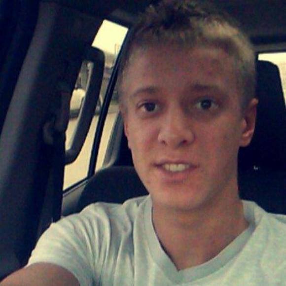 Profile Picture of Brian Chupp (@brianchupp) on Poshmark