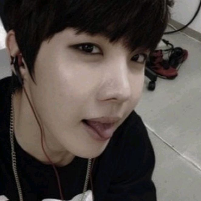 Profile Picture of Gareth_day^^ (@__7_jung_7__) on Tiktok