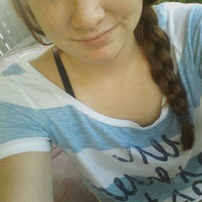 Profile Picture of Allison Coates (@AllisonJeanne15) on Twitter