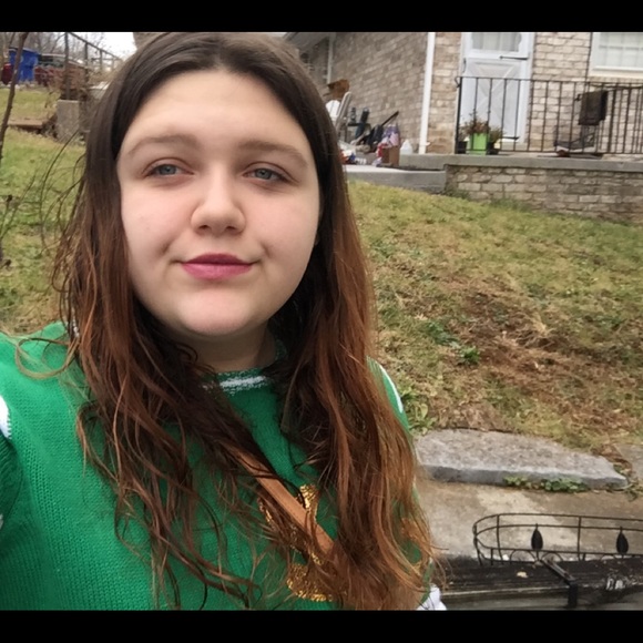 Profile Picture of Mallory Sirko (@mallorysirko) on Poshmark