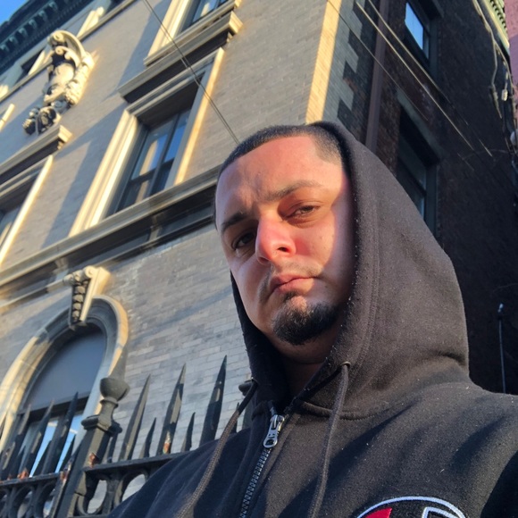 Profile Picture of Christopher Castaldi (@chrisflbsinc) on Poshmark