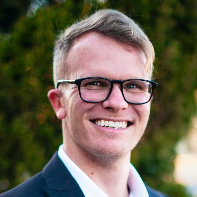 Profile Picture of Dan Hemme, JD (@dantalksbikes) on Twitter