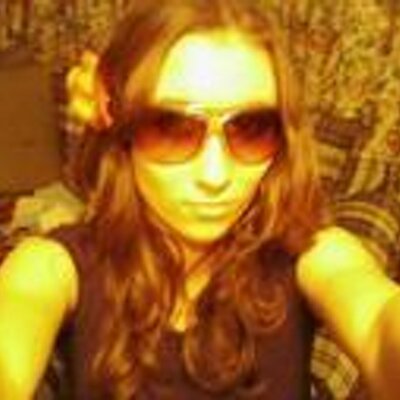 Profile Picture of Crystin Alexander (@simmysmom88) on Twitter