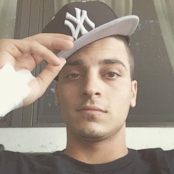 Profile Picture of Joey Addamo (@giuseppe7941) on Poshmark