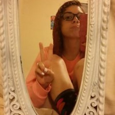 Profile Picture of Annette Stark (@annettestark615) on Twitter