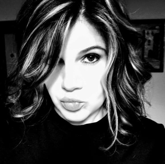 Lindsey Ryburn - Poshmark Profile Picture of Lindsey Ryburn (@lindseyryburn87) on Poshmark