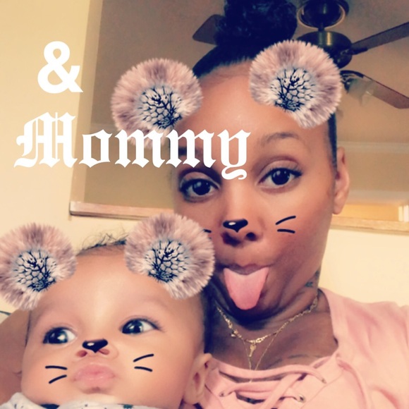 Profile Picture of Alexalexis Edwards (@alexisbe91) on Poshmark