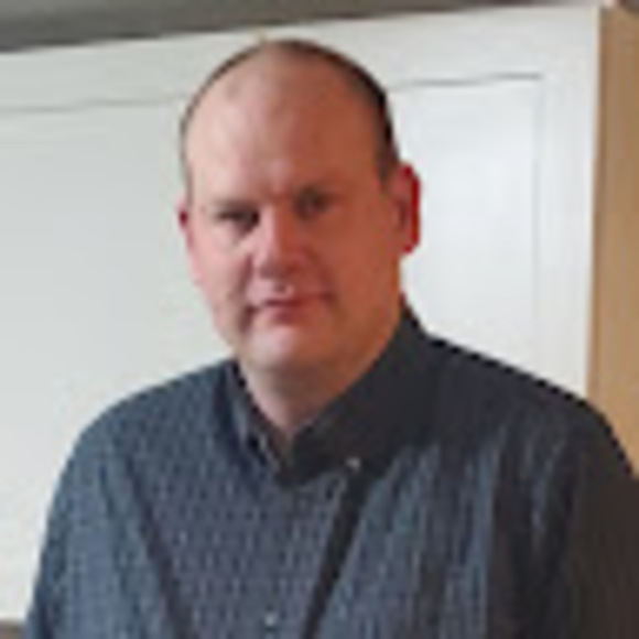 Profile Picture of Jeff Gilmore (@jeffgilmore1976) on Poshmark