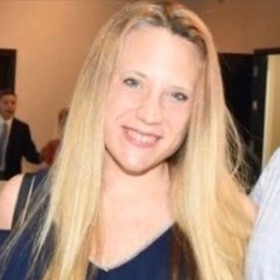 Profile Picture of Elizabeth Reilly (@ereilly2005) on Twitter