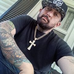 Profile Picture of Robert Samples (@robert.samples5) on Tiktok