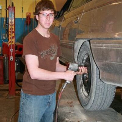 Profile Picture of Michael Peddie (@peddie18) on Twitter