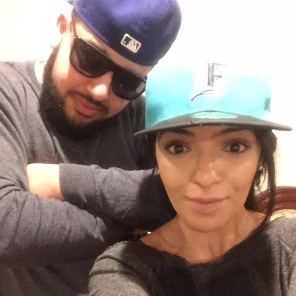 Profile Picture of Andrew Khalil (@andrewkhalil35) on Poshmark