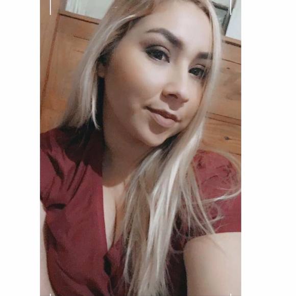 Profile Picture of Priscilla Berreles (@pberreles5) on Poshmark