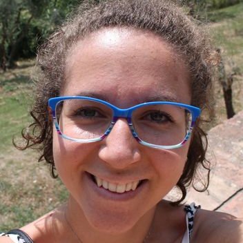 Profile Picture of Silvia Simonetti (@SilviaSimonet19) on Twitter