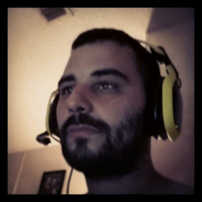 Profile Picture of Stephen Jeffers (@JeffiePoooh) on Twitter