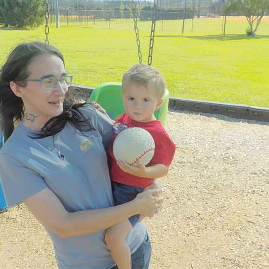 Profile Picture of chellienronmarks (@chellienronmarks) on Tiktok