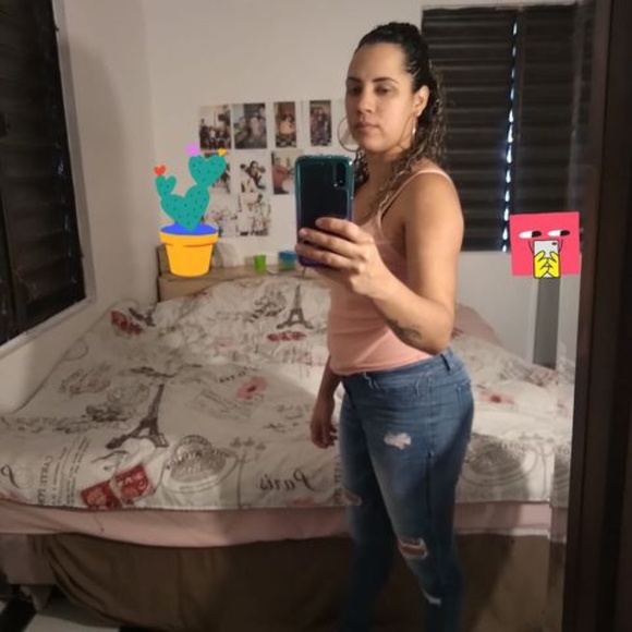 Profile Picture of Lilliam Pérez (@lilliam99) on Poshmark