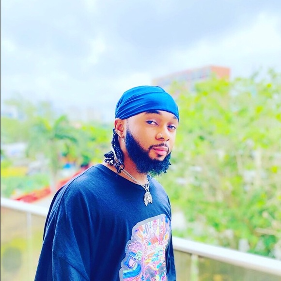 Profile Picture of David William (@king_david799) on Poshmark
