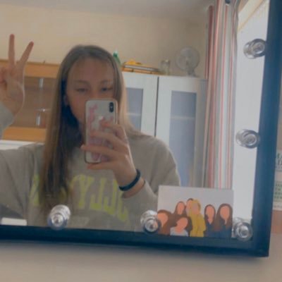 Profile Picture of Rose Connell (@roseconnell11) on Twitter