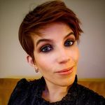 Profile Picture of Valérie Moonen Make-up Artist (@valeriemoonen_makeupartist) on Instagram