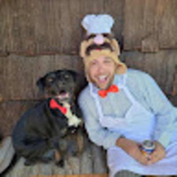 Dustin Nolen - Poshmark Profile Picture of Dustin Nolen (@dustin_nolen) on Poshmark