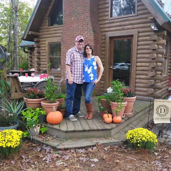 Profile Picture of Ray Brown-pugh (@raymariebrown) on Poshmark