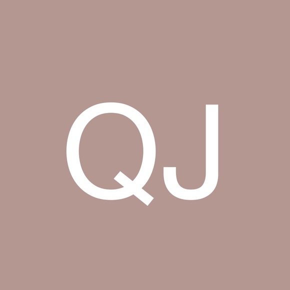 Quinn Jones - Poshmark Profile Picture of Quinn Jones (@jonescrazies3) on Poshmark