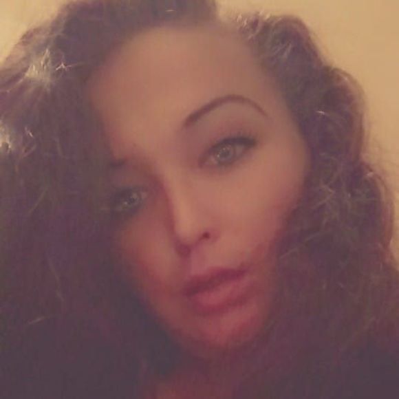 Profile Picture of Crystal Mathews (@bosslady0505) on Poshmark