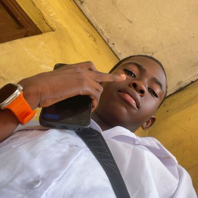 Profile Picture of mhizta ŞČØTT 😎 (@scottland001) on Tiktok