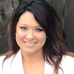 Profile Picture of Lisa Barrett (@lisabarrettkyrealestate) on Instagram