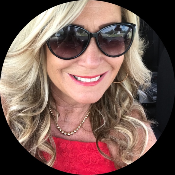 Profile Picture of Patty Mciver (@pjmciver) on Poshmark