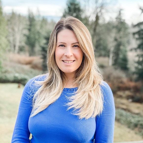 Profile Picture of Nycol Bevis (@nycolbevis) on Poshmark