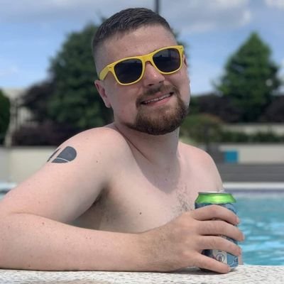 Profile Picture of Simon Phillips (@GamerGuySimon) on Twitter
