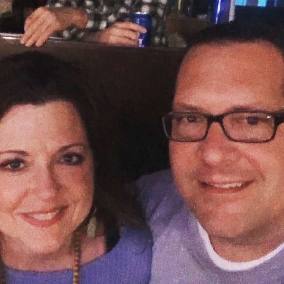 Profile Picture of Karen Ahlbrandt (@kahlbrandt) on Poshmark