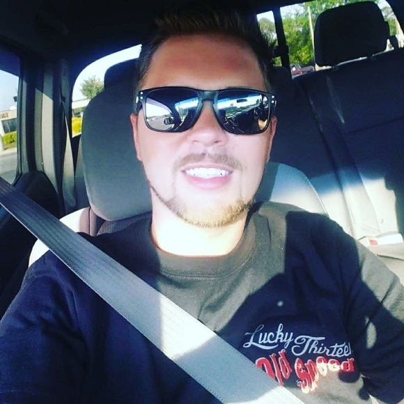 James Bethune - Poshmark Profile Picture of James Bethune (@jbethune1) on Poshmark