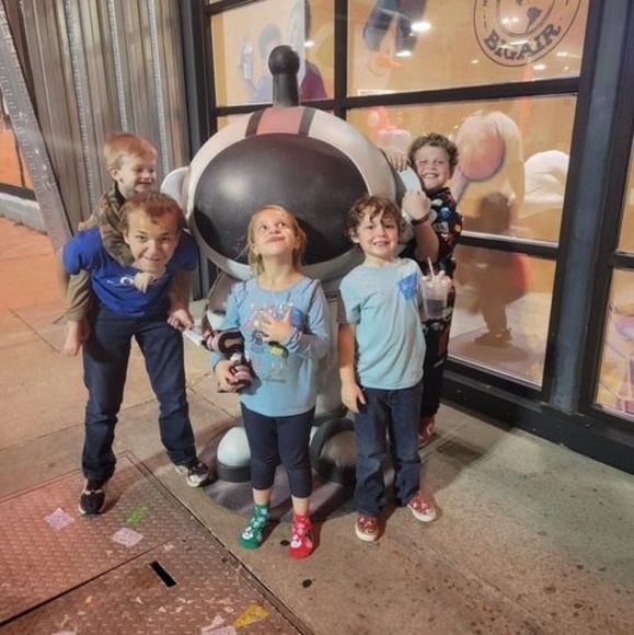 Profile Picture of Jonathan Jaworsky (@jjaworsky) on Poshmark