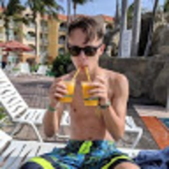 Profile Picture of Dylan Maffie (@dylanmaffie) on Poshmark