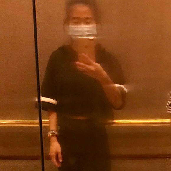 Profile Picture of Xiaoping Yu (@yxp1218) on Poshmark