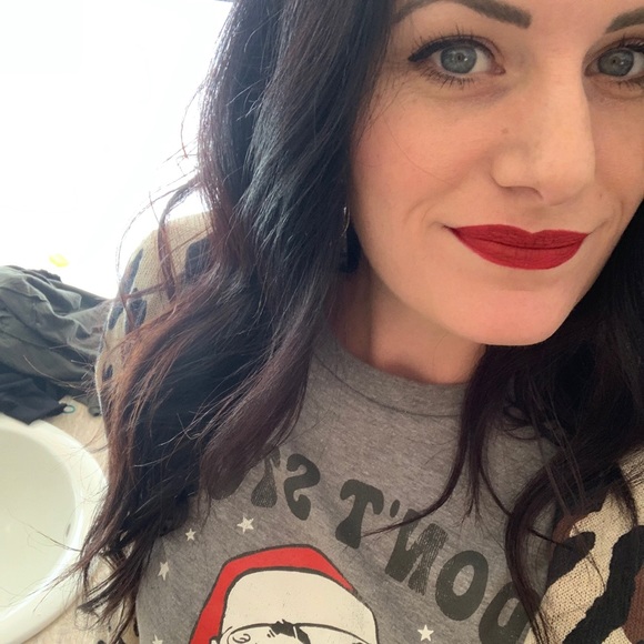 Profile Picture of Delaine Weaver (@delaineweaver) on Poshmark