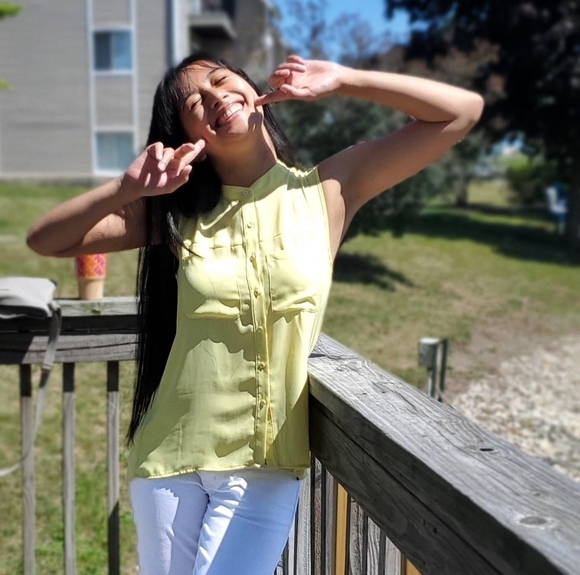 Profile Picture of Rejoice Alibio (@rejoicealways23) on Poshmark