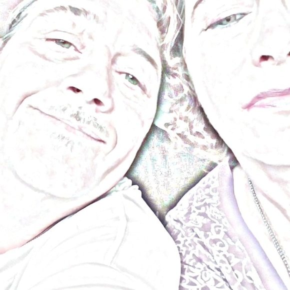 Profile Picture of Melissa Dapsis-brodeur (@melissadapsi183) on Poshmark